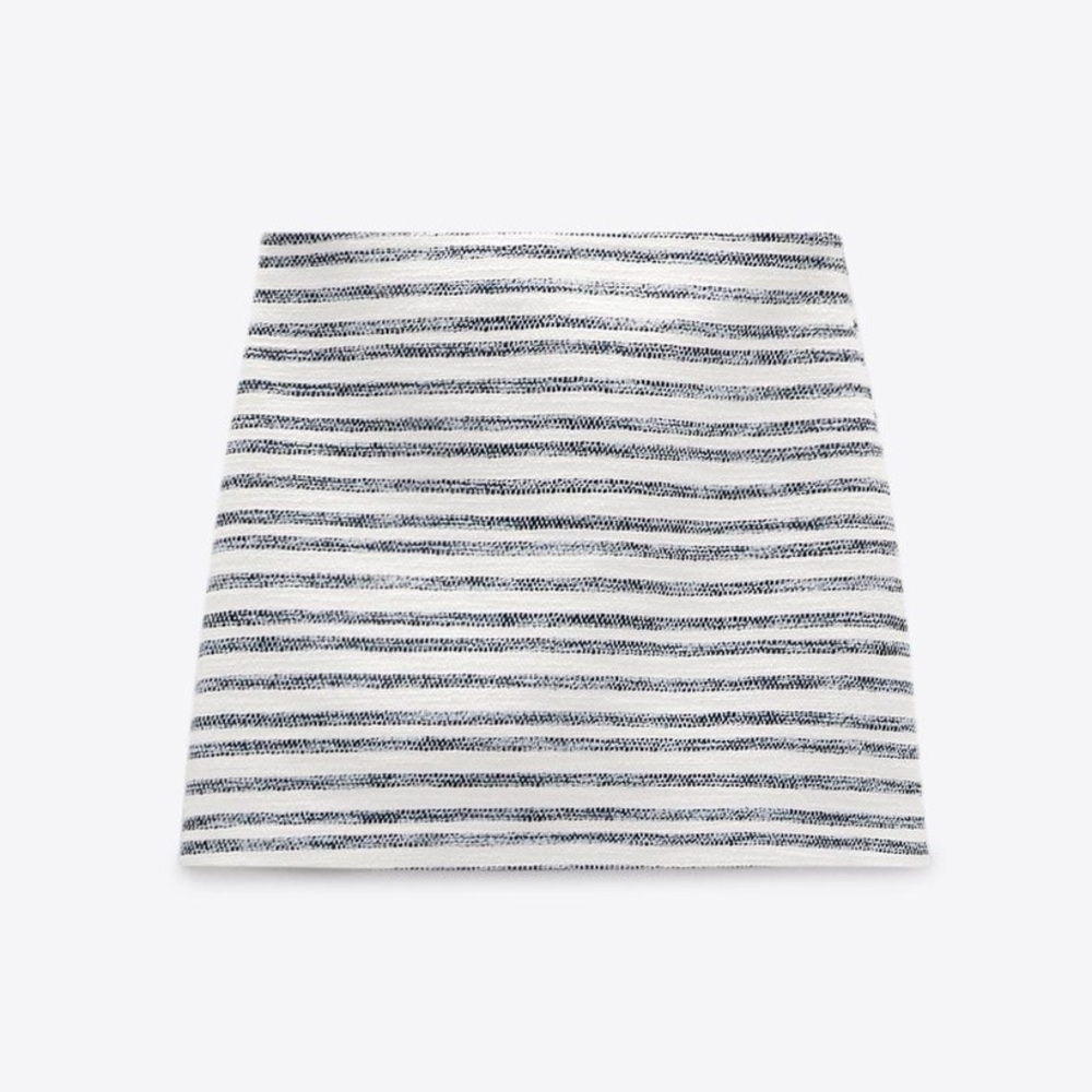 Zara TEXTURED SKORT
BLUE / WHITE - REF. 9006/25